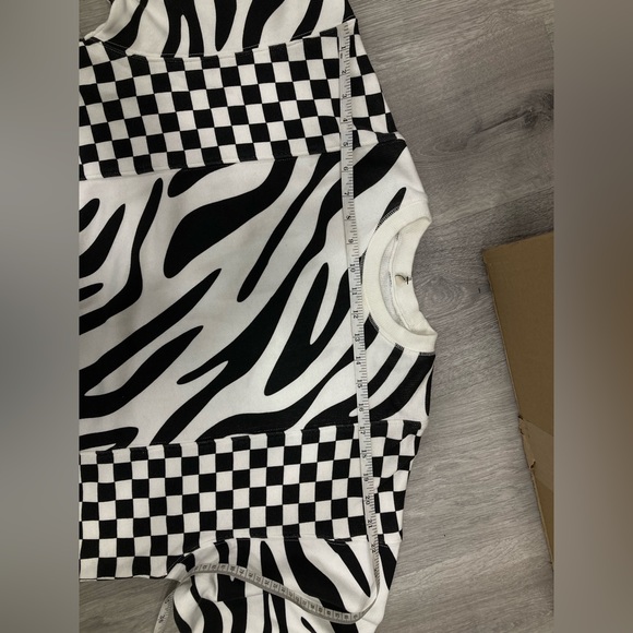 R13 Oversized Tiger Sweatshirt. Size XXS - Picture 12 of 14